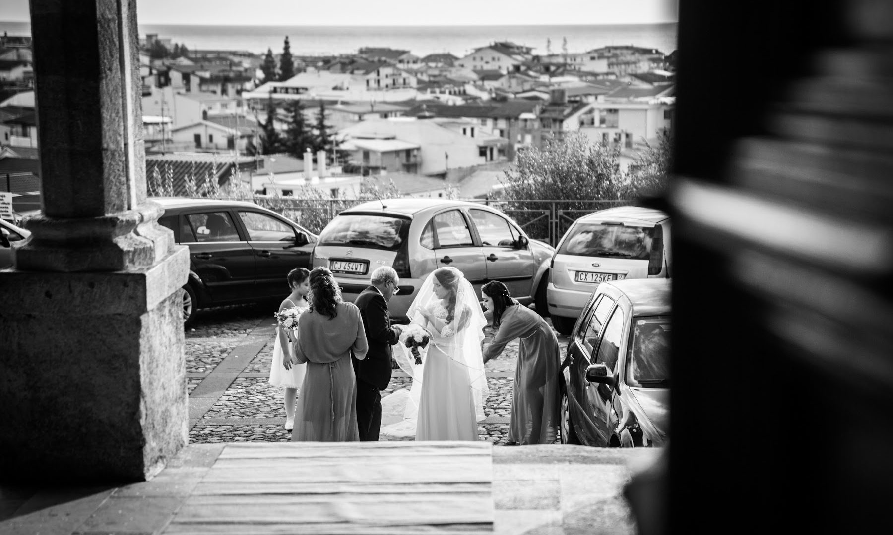 l'ingresso in chiesa della sposa